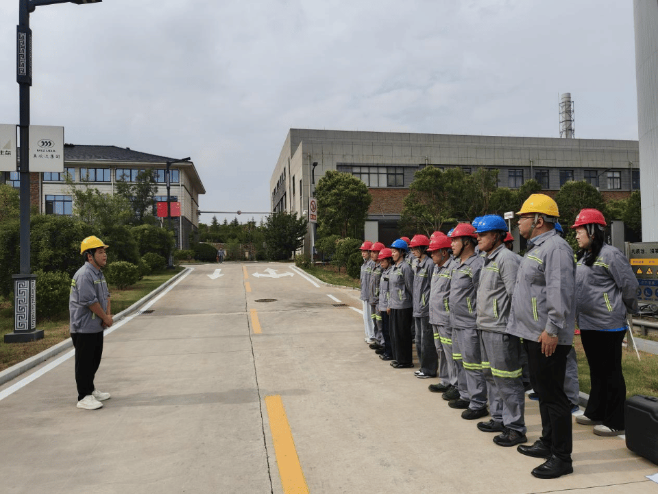 1751448032417511UJmd.gif 2aa73d5c7a1d723a86d1985ae6b7d0e5.gif